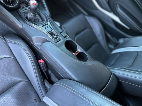 Used 2019 Chevrolet Camaro SS RWD image 22
