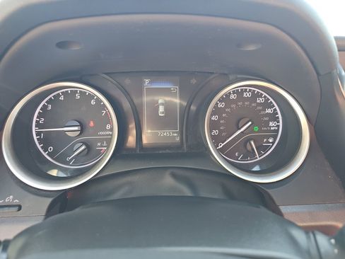 Used 2022 Toyota Camry LE image 11