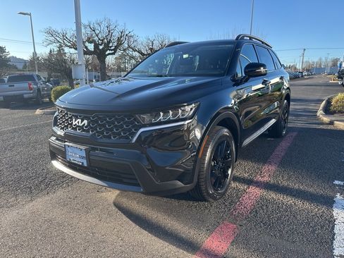 Used 2022 Kia Sorento S image 3