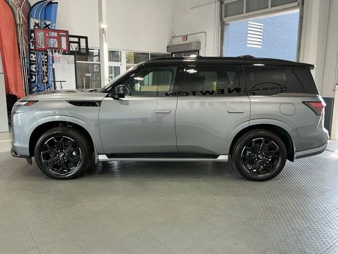 Used 2026 INFINITI QX80 4WD w/ Sport Exterior Package image 39