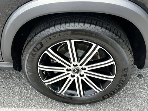 Certified 2025 Mercedes-Benz GLE 350 4MATIC image 23
