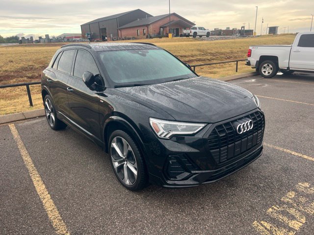Used 2021 Audi Q3 2.0T Premium Plus w/ Premium Plus Package AWD/4WD image 1