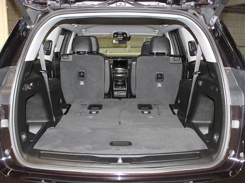 Certified 2022 Jeep Grand Cherokee L Limited AWD/4WD image 39