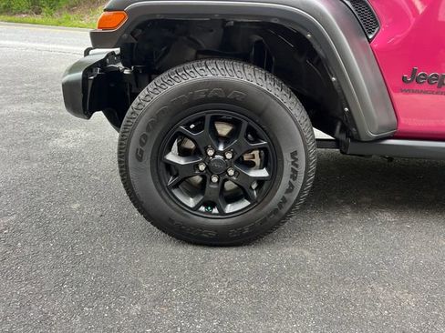 Used 2022 Jeep Wrangler Sport AWD/4WD image 26