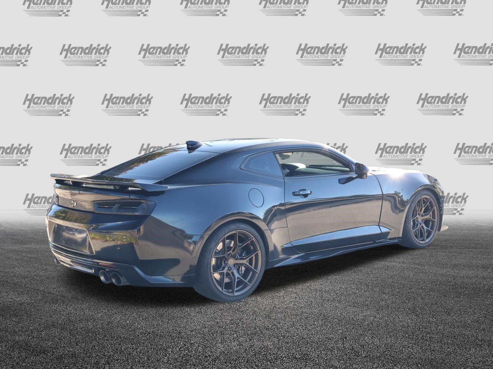 Used 2017 Chevrolet Camaro ZL1 RWD image 9