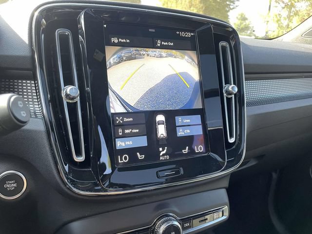 Used 2021 Volvo XC40 T5 R-Design w/ Advanced Package AWD/4WD image 31