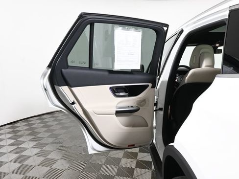 Certified 2026 Mercedes-Benz GLC 300 4MATIC image 31