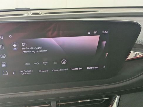 Used 2025 Buick Envista Preferred FWD image 22