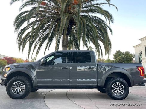 Used 2018 Ford F150 Raptor w/ Equipment Group 802A Luxury image 4