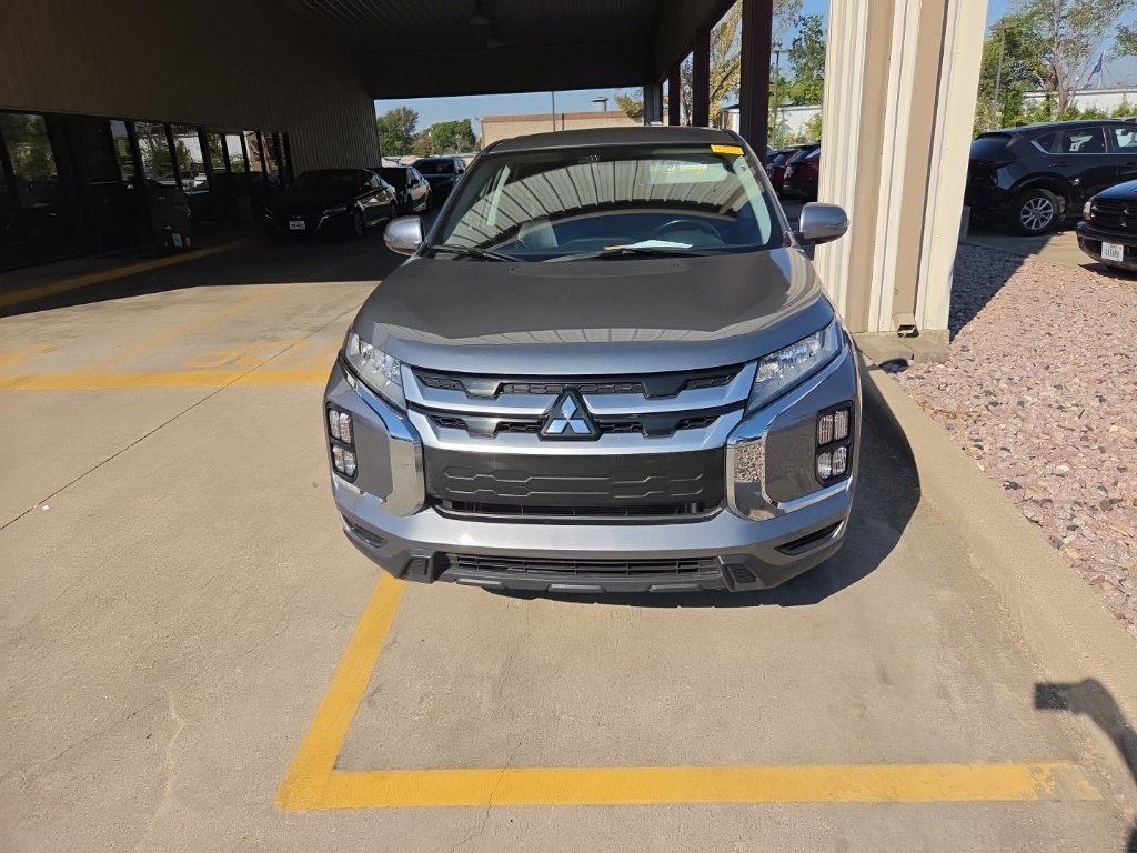 Used 2025 Mitsubishi Outlander Sport AWD image 5