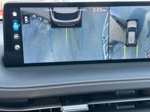 Used 2023 Genesis GV70 2.5T w/ Sport Prestige Package image 36