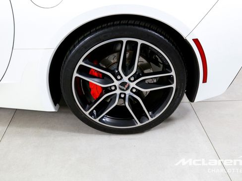 Used 2019 Chevrolet Corvette Stingray Coupe RWD image 28