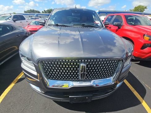 Used 2021 Lincoln Navigator Reserve w/ Luxury Package AWD/4WD image 5