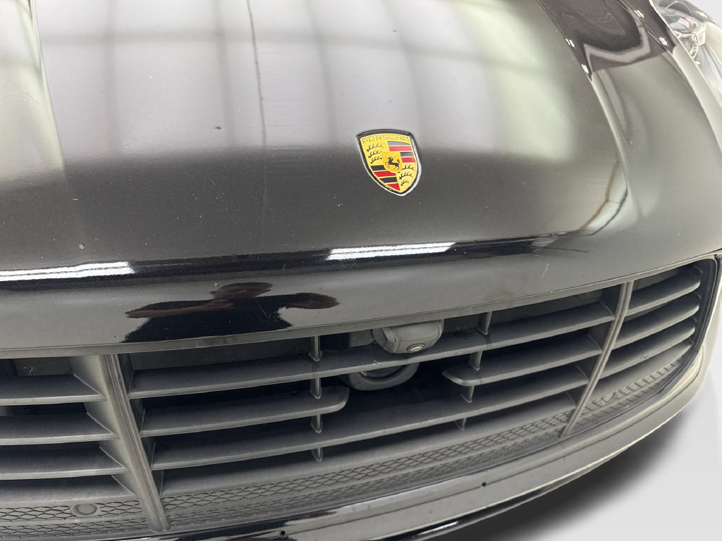 Used 2020 Porsche Macan Turbo AWD/4WD image 26