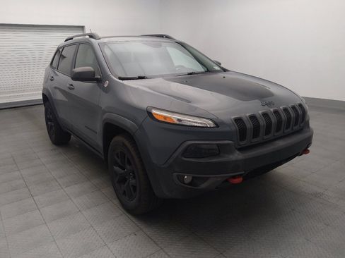Used 2015 Jeep Cherokee Trailhawk w/ Comfort/Convenience Group AWD/4WD image 11