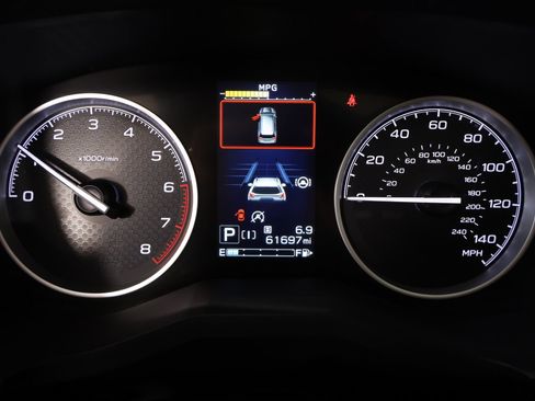 Used 2023 Subaru Forester Premium image 4