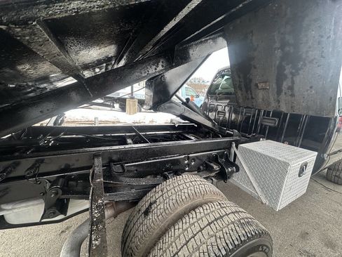 Used 2015 Ford F350 XL w/ Snow Plow Prep Package image 20