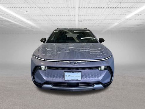 Used 2024 Chevrolet Equinox EV LT w/ LPO, Blackout Package image 7