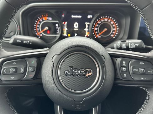 New 2026 Jeep Wrangler Unlimited Rubicon image 29