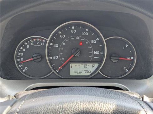 Used 2016 Toyota RAV4 LE image 3