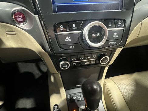 Used 2018 Acura ILX image 16