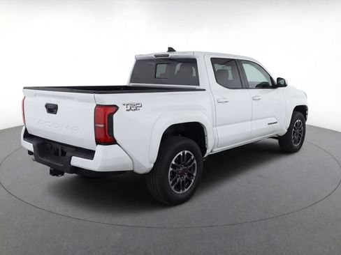 Used 2024 Toyota Tacoma TRD Sport image 9