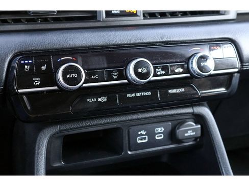 Used 2024 Honda Pilot Elite image 8