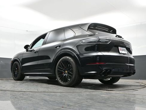 Used 2023 Porsche Cayenne GTS AWD/4WD image 51