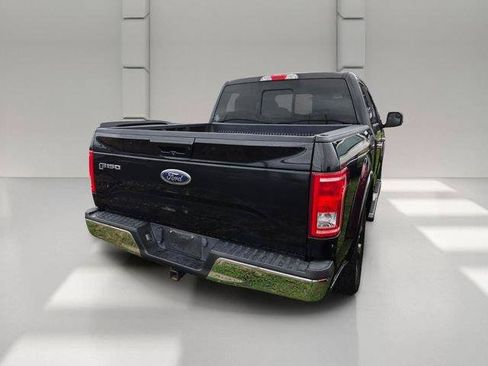 Used 2017 Ford F150 Lariat RWD image 3