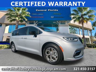 Certified 2024 Chrysler Pacifica Limited