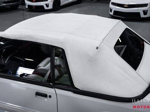 Used 1990 Ford Mustang GT image 39