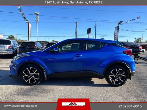 Used 2019 Toyota C-HR XLE image 10