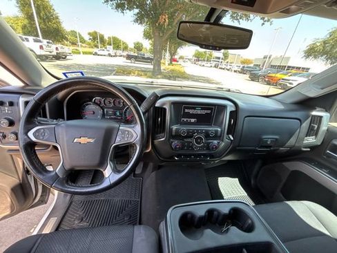 Used 2018 Chevrolet Silverado 1500 LT w/ Texas Edition AWD/4WD image 14