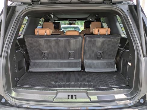 Certified 2023 Ford Expedition Platinum AWD/4WD image 13