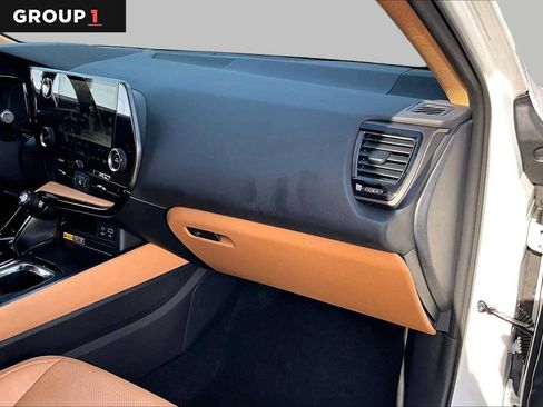 Used 2025 Lexus NX 250 FWD w/ Premium Package image 16