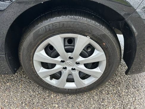 Used 2024 Toyota Corolla LE FWD image 10