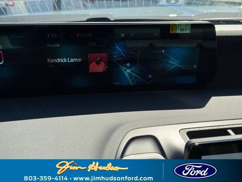 New 2025 Ford Expedition Active image 15