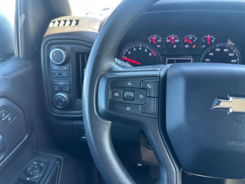 Used 2023 Chevrolet Silverado 1500 Custom image 19