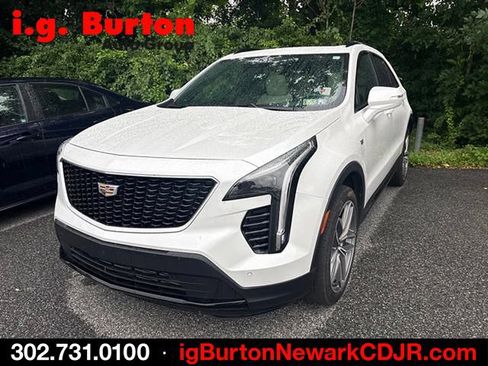 Used 2023 Cadillac XT4 Sport FWD image 3