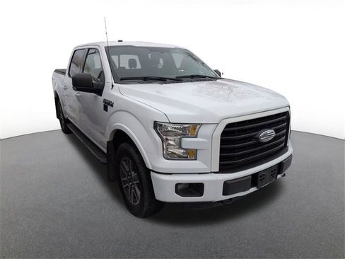Used 2016 Ford F150 XLT w/ Equipment Group 302A Luxury image 7