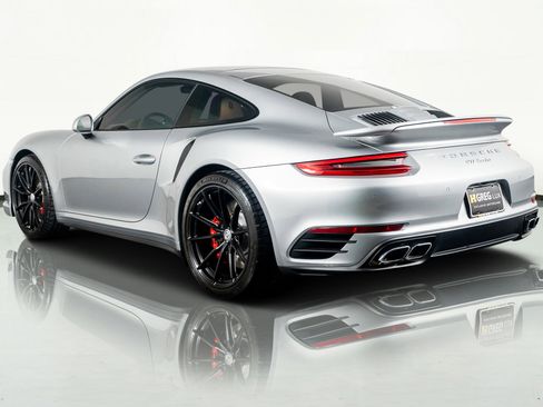 Used 2017 Porsche 911 Turbo S image 15