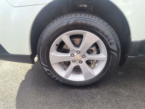 Used 2013 Subaru Outback 2.5i Premium image 10