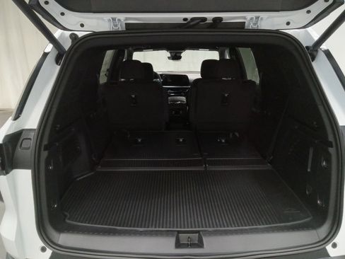 New 2026 Chevrolet Traverse LT w/ Driver Confidence Package image 5