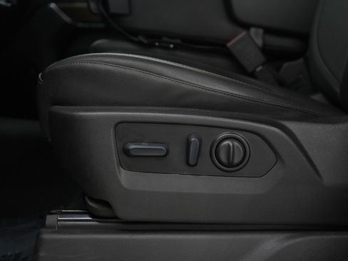 Used 2023 Chevrolet Silverado 3500 LT w/ Convenience Package image 23