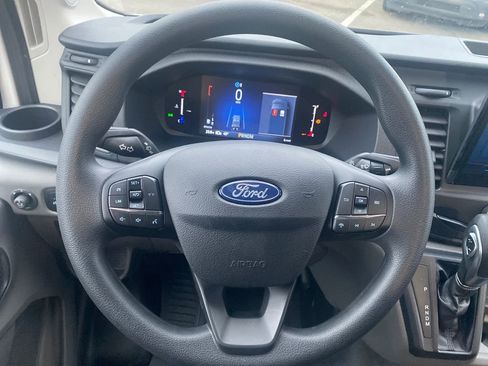 New 2026 Ford Transit 250 148 Medium Roof w/ Load Area Protection Package image 18