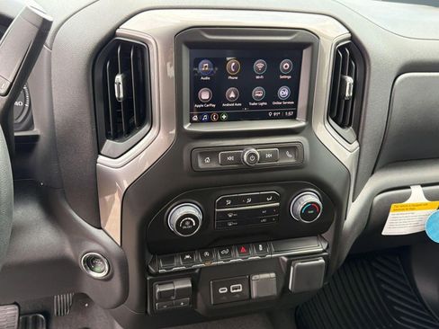 Used 2026 Chevrolet Silverado 1500 Custom AWD/4WD image 25
