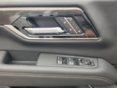 New 2026 GMC Yukon Elevation image 22