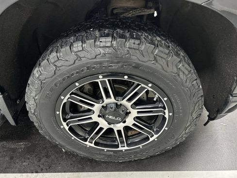 Used 2021 Chevrolet Silverado 1500 RST AWD/4WD image 8