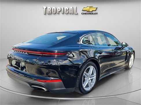 Used 2025 Porsche Panamera 4 image 6