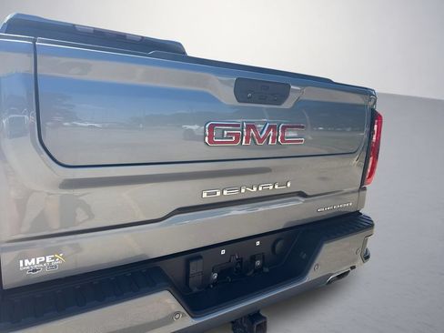 Used 2021 GMC Sierra 1500 Denali w/ Denali Ultimate Package AWD/4WD image 36